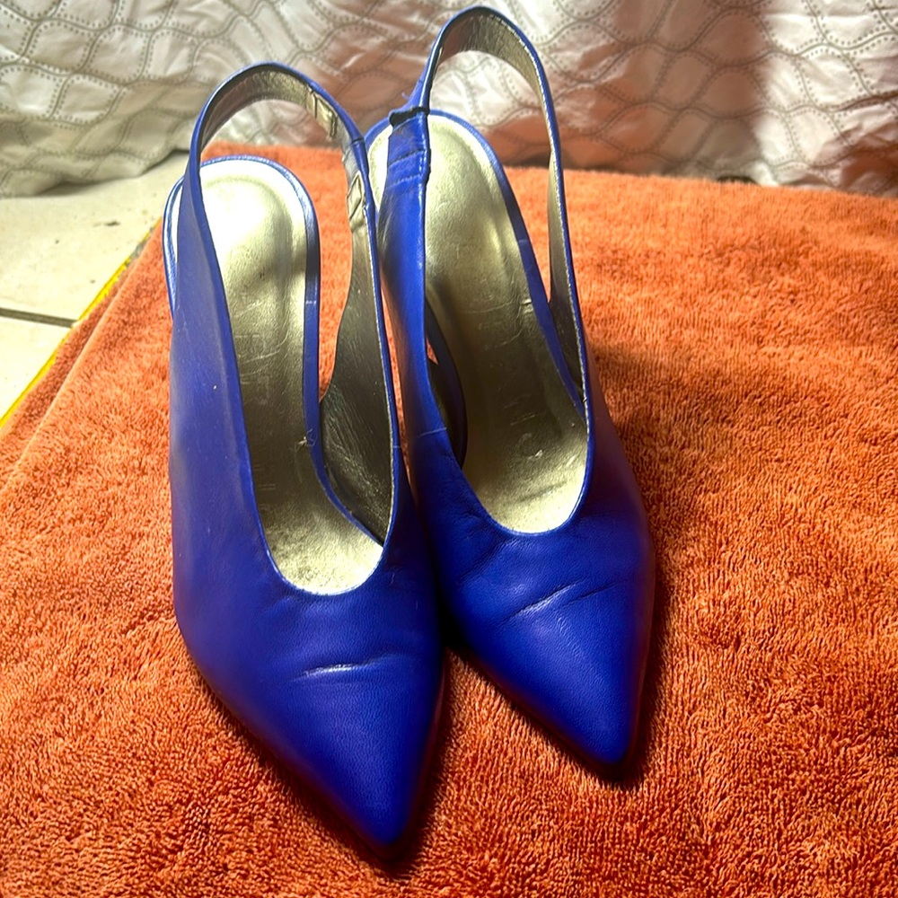 Luxury Andrea Carrano pumps 6 for women